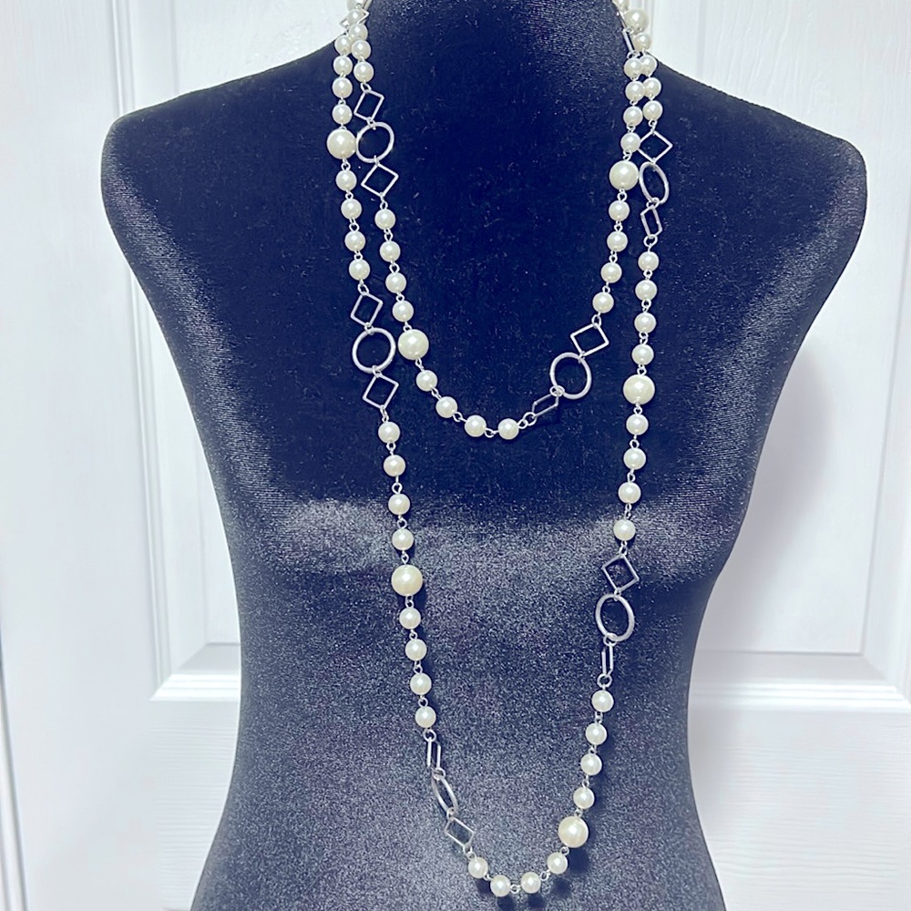 Extra Long Silver Marked C1946 Pearl Necklace - image 4